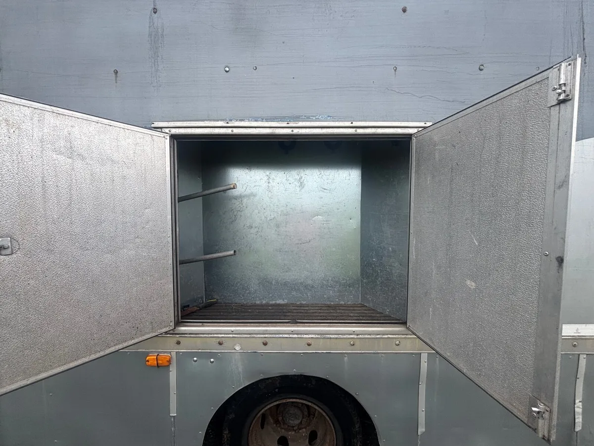 Man Horse Lorry 7.5 tonne - Image 3