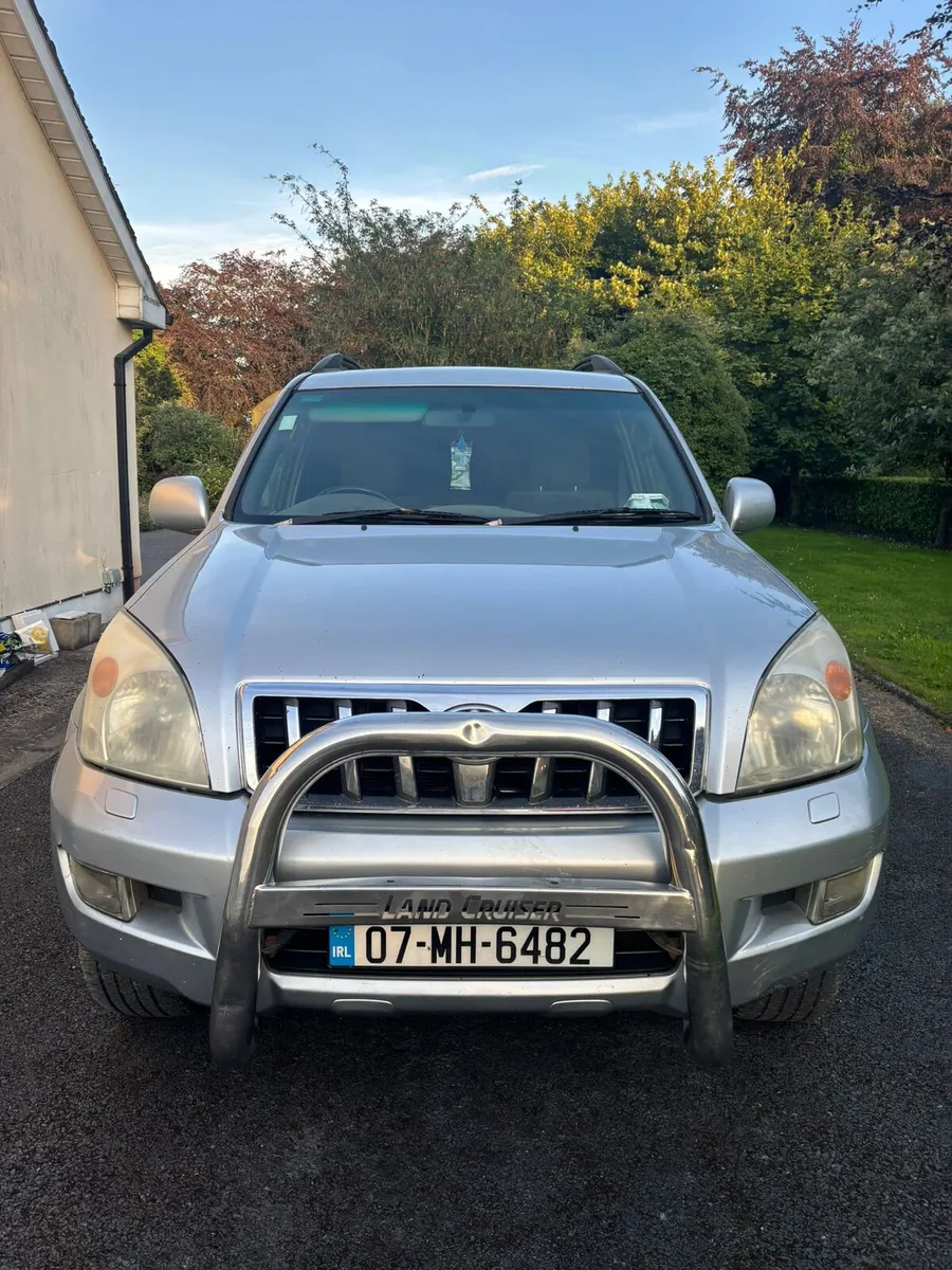 Toyota Land Cruiser - Image 3