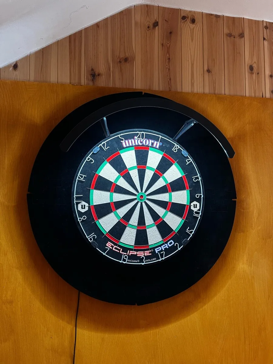 Unicorn Eclipse Pro Dartboard + Light & Surround - Image 1