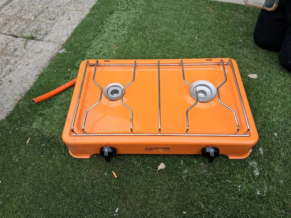 Caming stove - Image 1