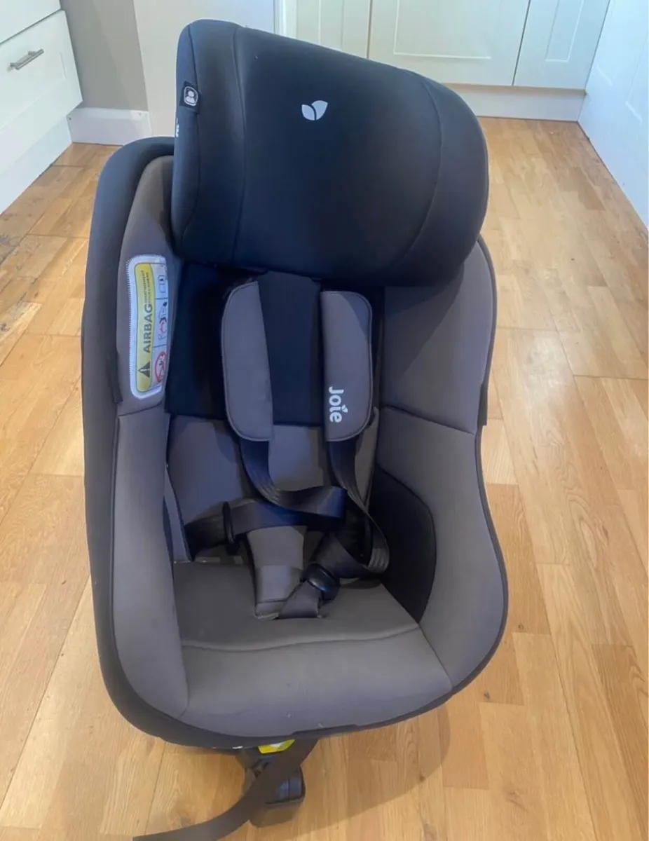Joie baby car seat - Image 1