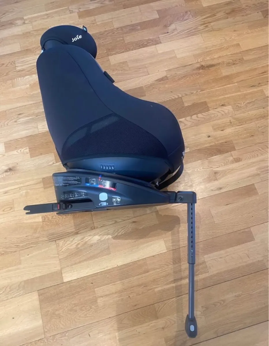 Joie baby car seat - Image 2