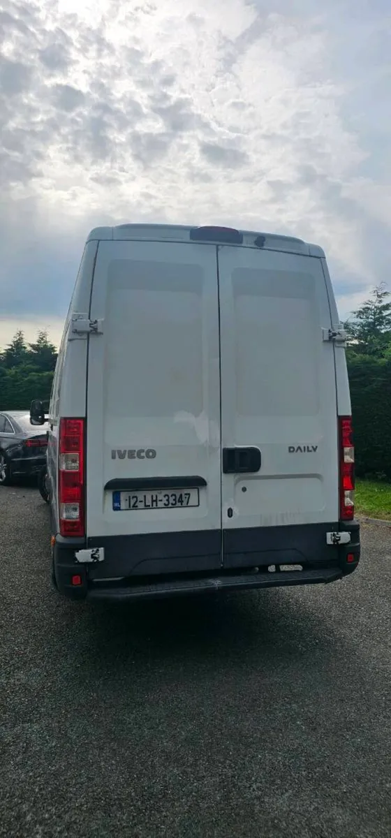 Iveco Daily campervan - Image 2