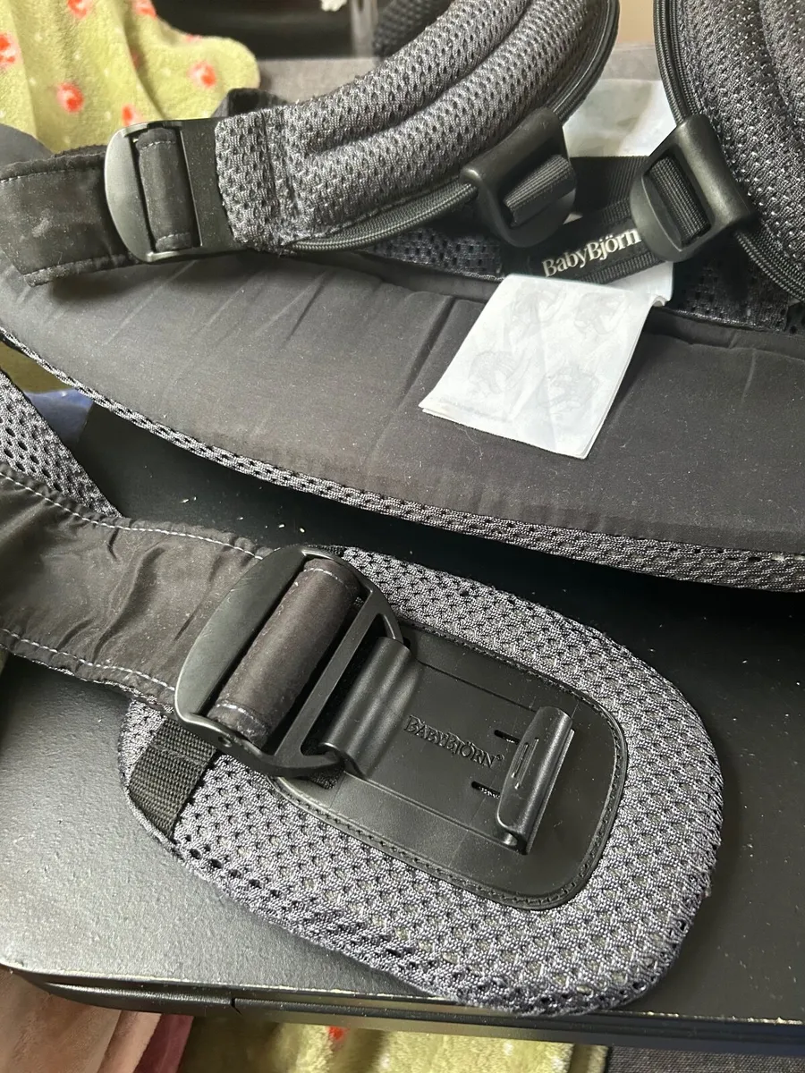 BabyBjorn baby carrier - Image 1