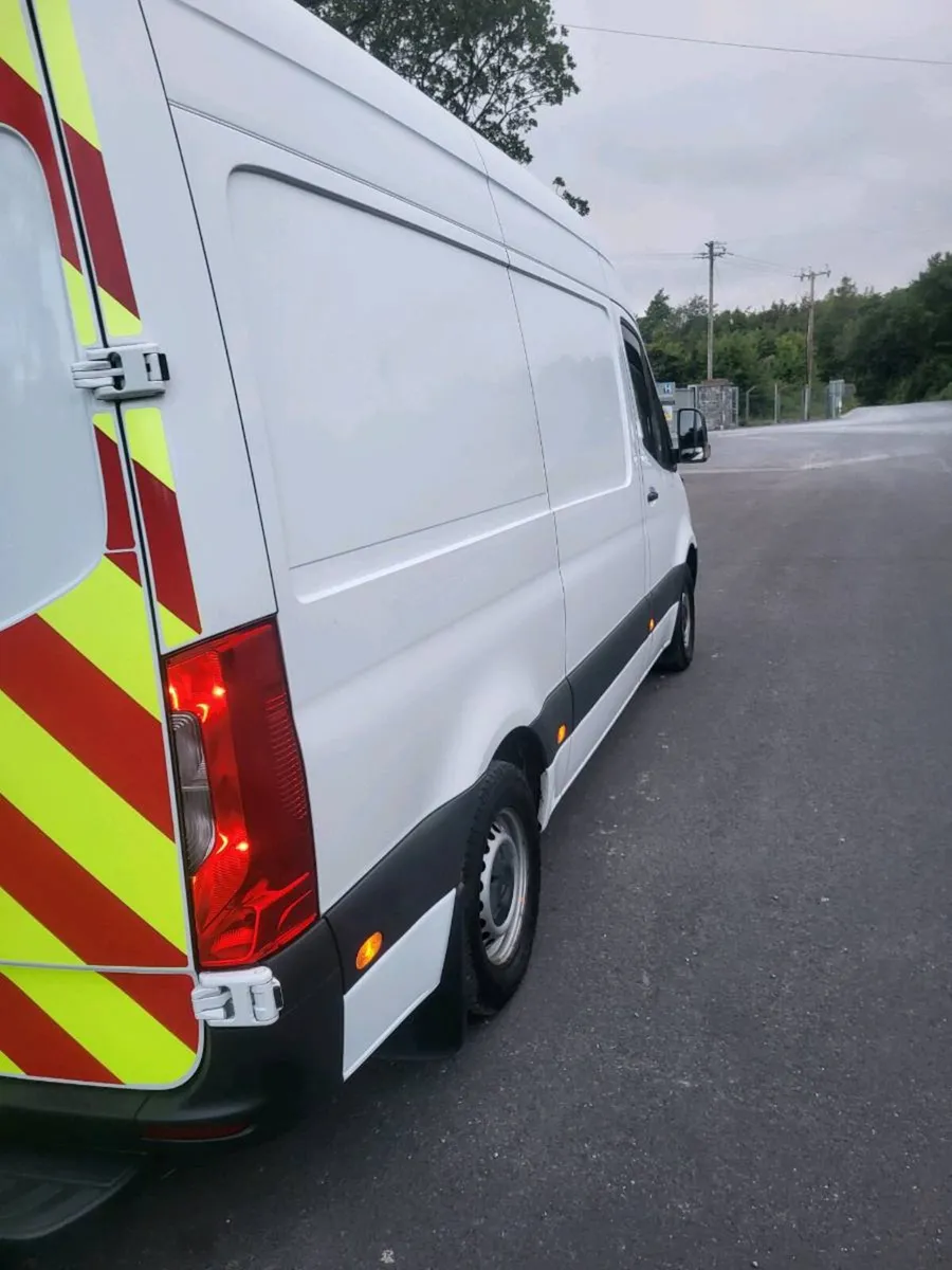 Mercedes sprinter - Image 3