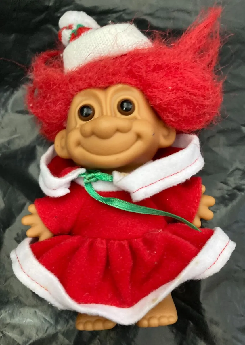 Trolls - Image 4