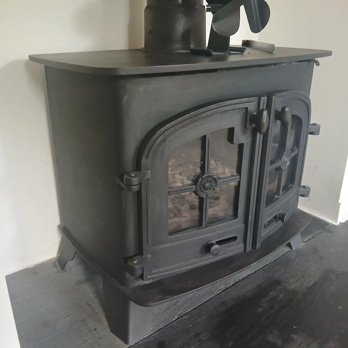 Wood Burning Stove - Image 1