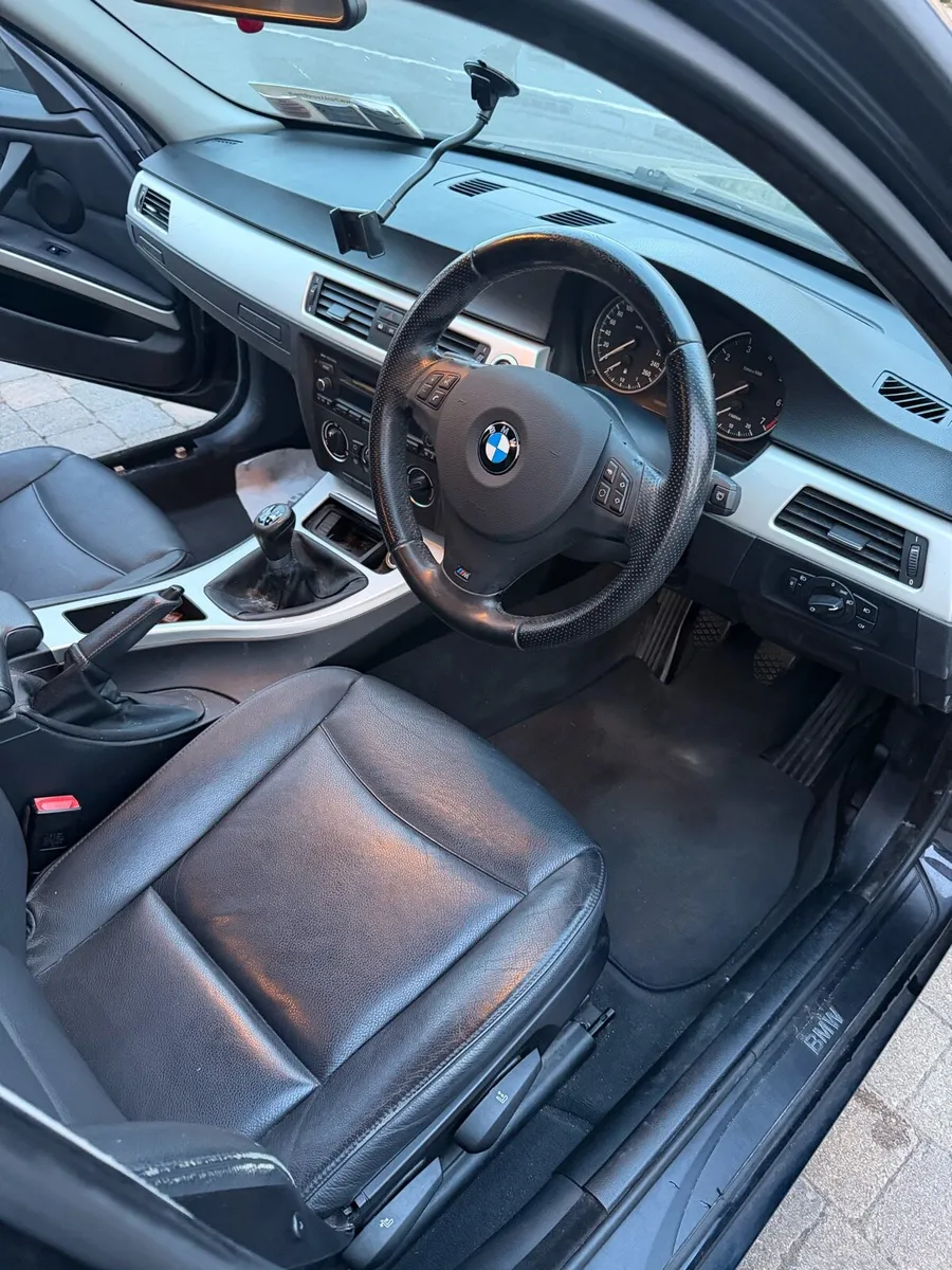 BMW 318i M Sport (Read ad) - Image 3