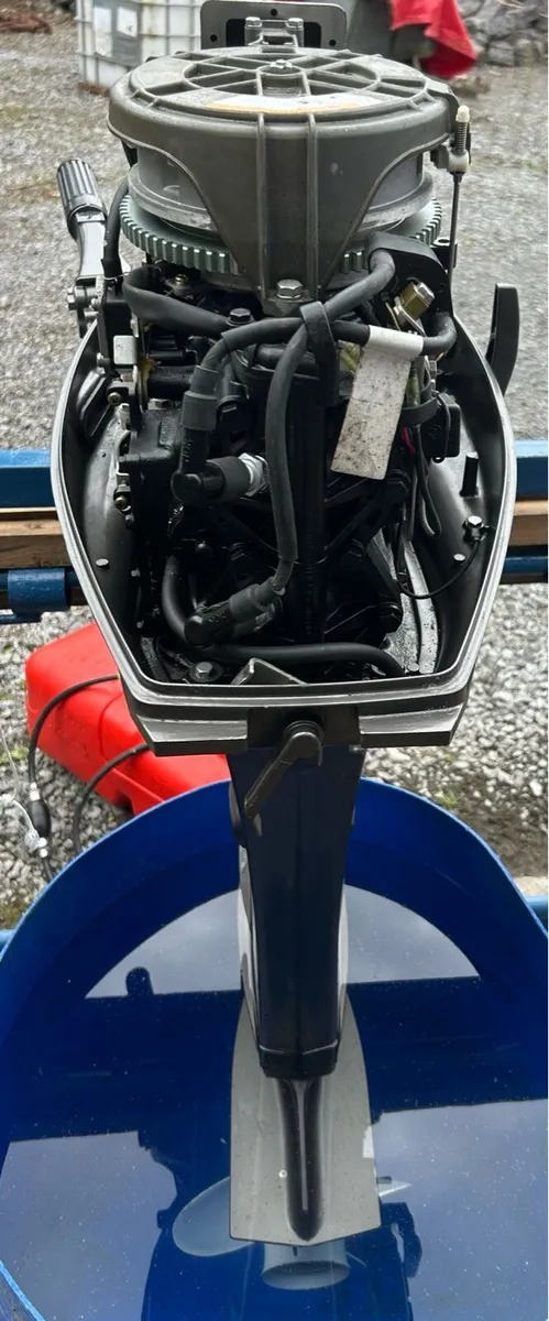 Fiberglass 5.30m  Launch with 30hp and trailer - Image 3