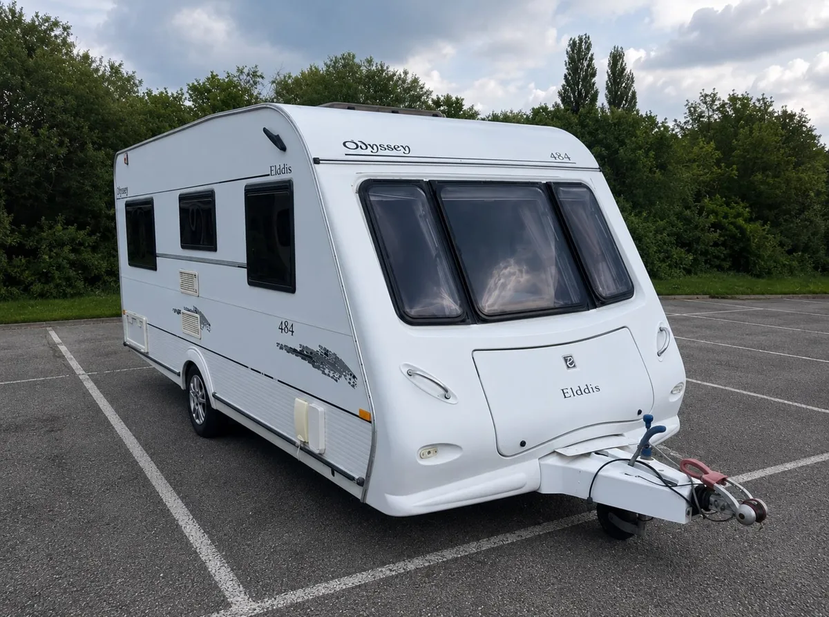 Elddis Oydessy 484 Fixed bed year 2009 - Image 3