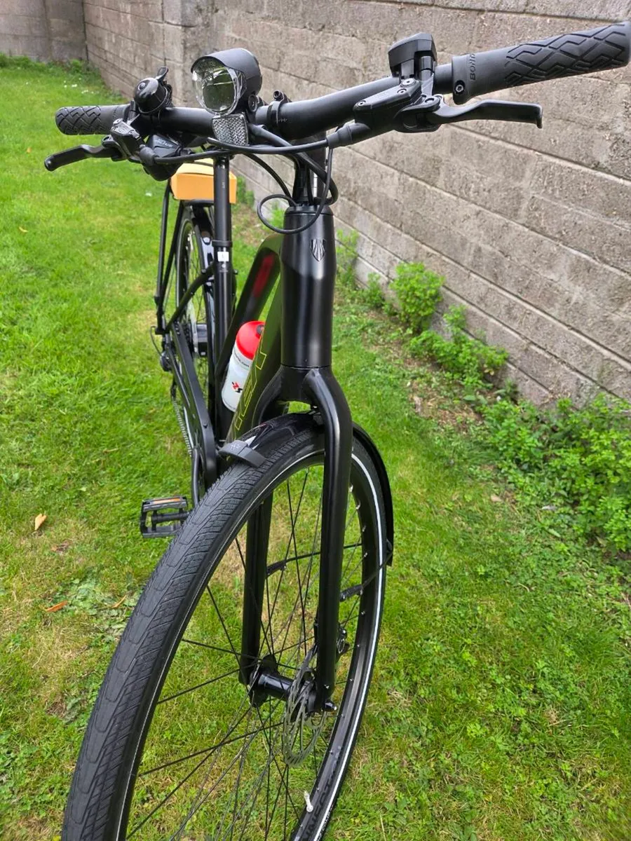 Trek fx+2 electric bike - Image 3