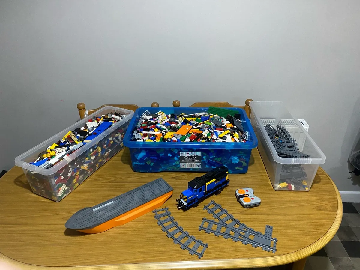 Used - Lego (16KG mixed & 3 sets) - Image 1