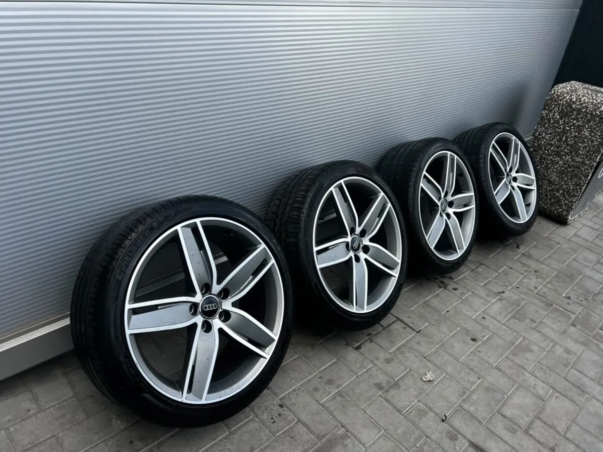 Genuine Audi OEM 19 Alloy Wheels with Tyres -5x112 - Image 3