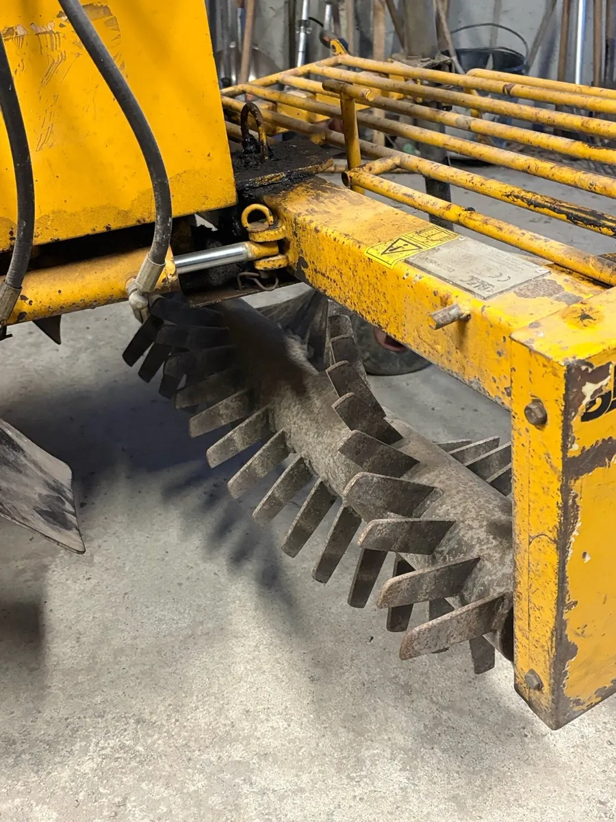 Blec stone rake - Image 3