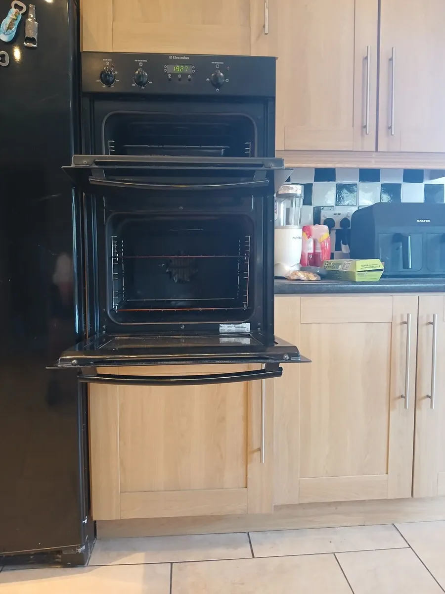 34 Kitchen cabinets, island, counters, etc. - Image 2