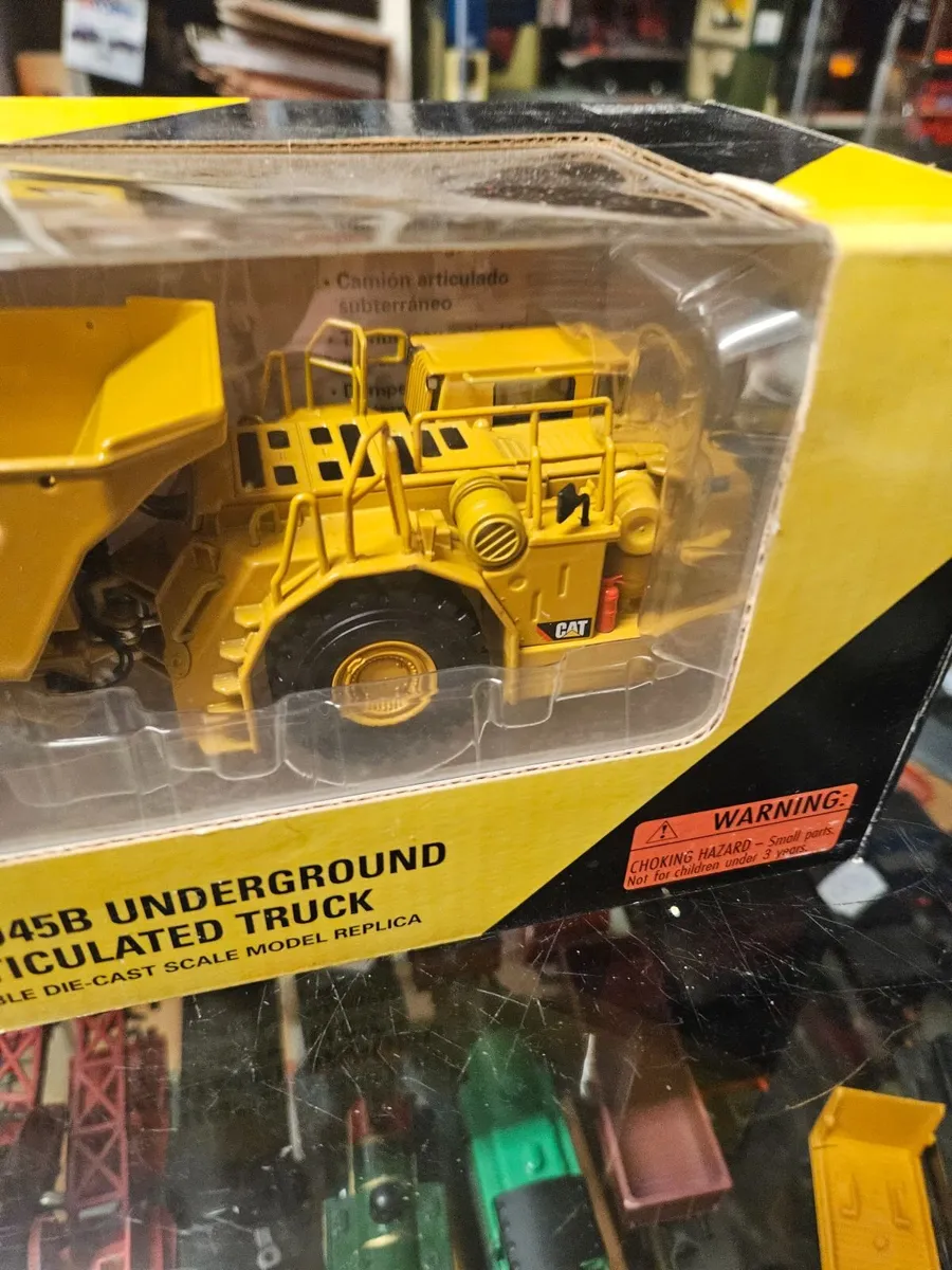 Corgi Norscot Caterpillar Dumper - Image 4