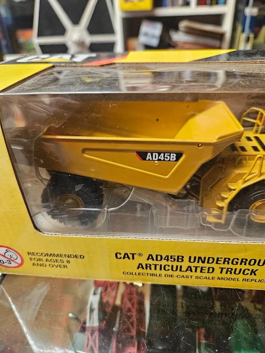 Corgi Norscot Caterpillar Dumper - Image 2
