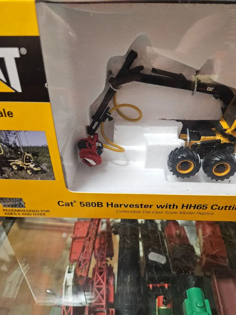 Corgi Norscot Forestry Log Harvester - Image 3