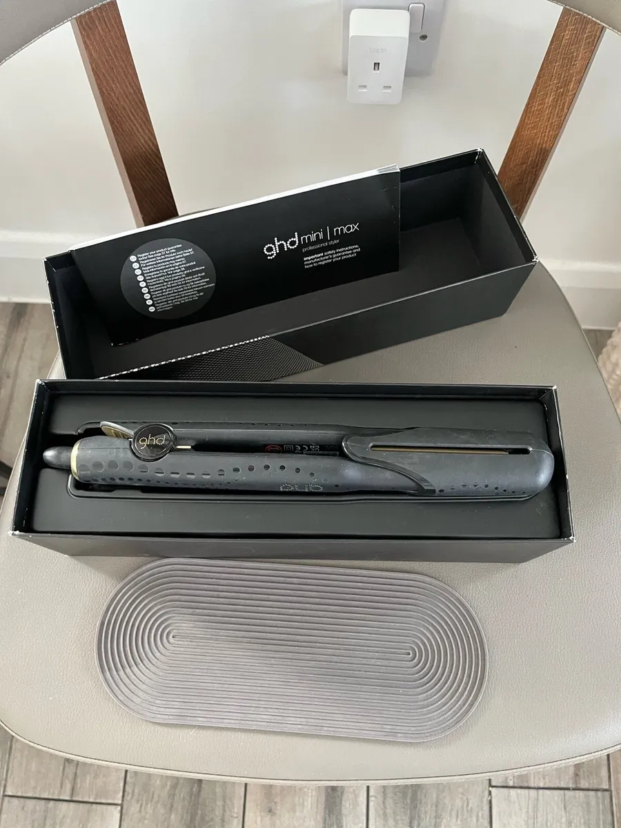 GHD slim as new - Image 1
