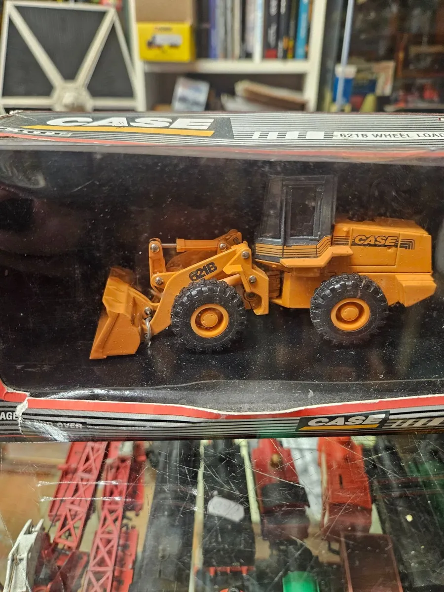 Corgi ERTL Case Loader 1.50 - Image 2