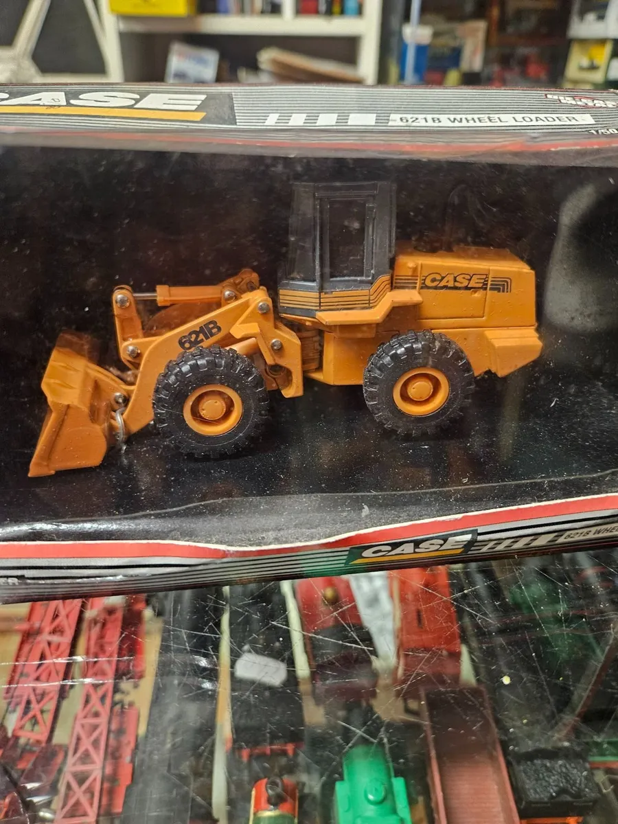 Corgi ERTL Case Loader 1.50 - Image 3