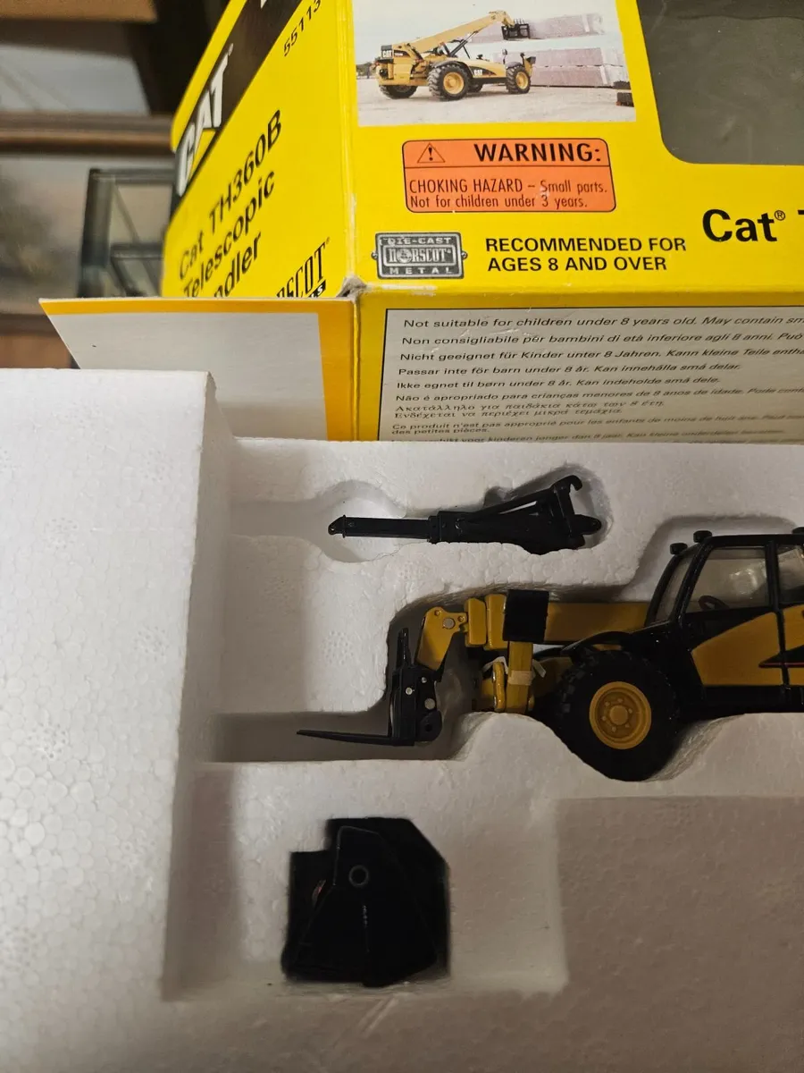Corgi Norscot Caterpillar Loader Teleporter - Image 4