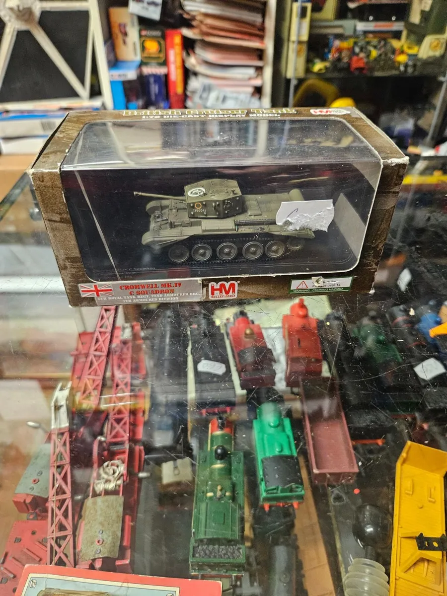 Corgi Hobby Master British WW2 Cromwell Tank - Image 1