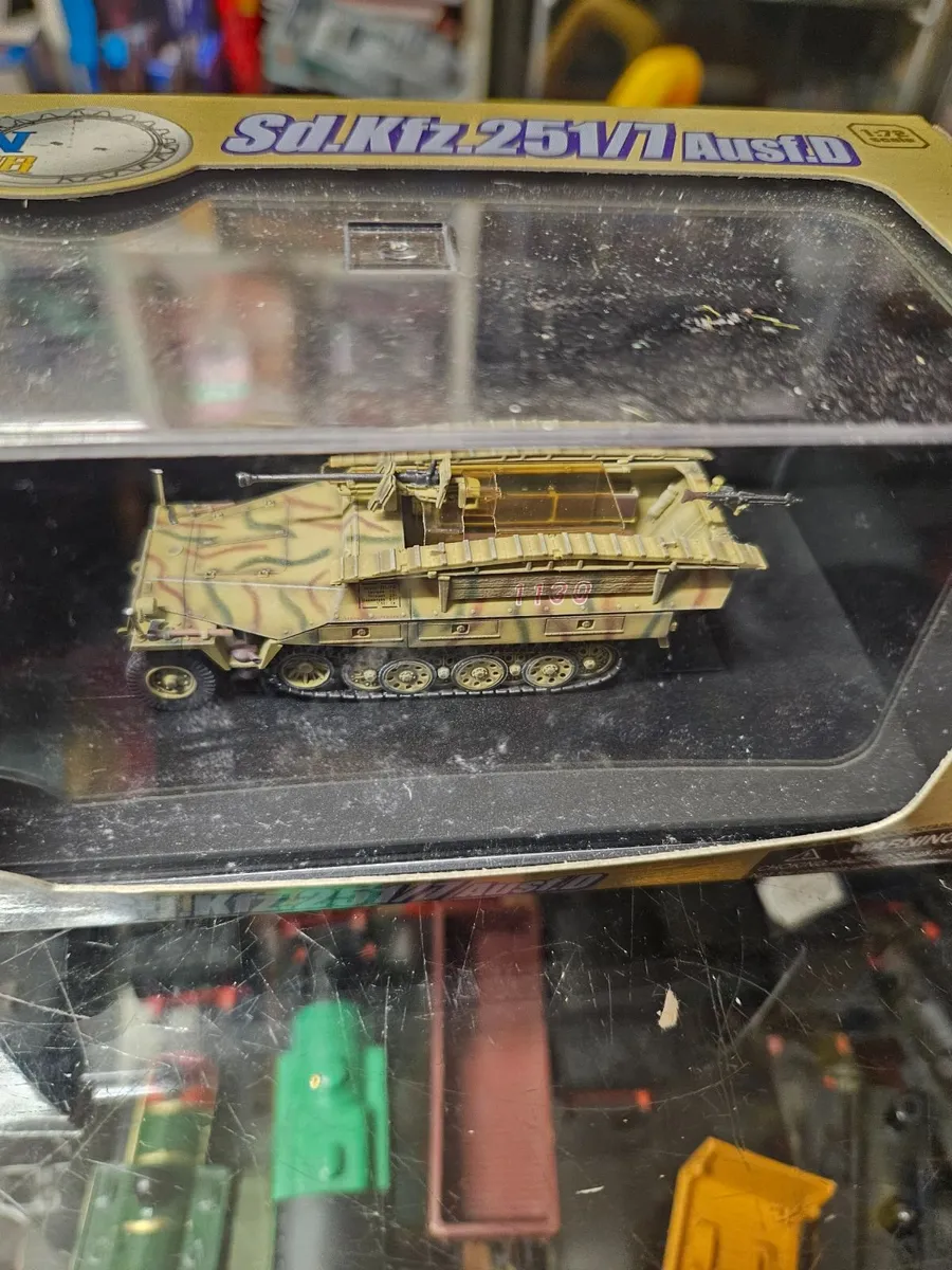 Corgi Dragon German WW2 Halftrack - Image 1