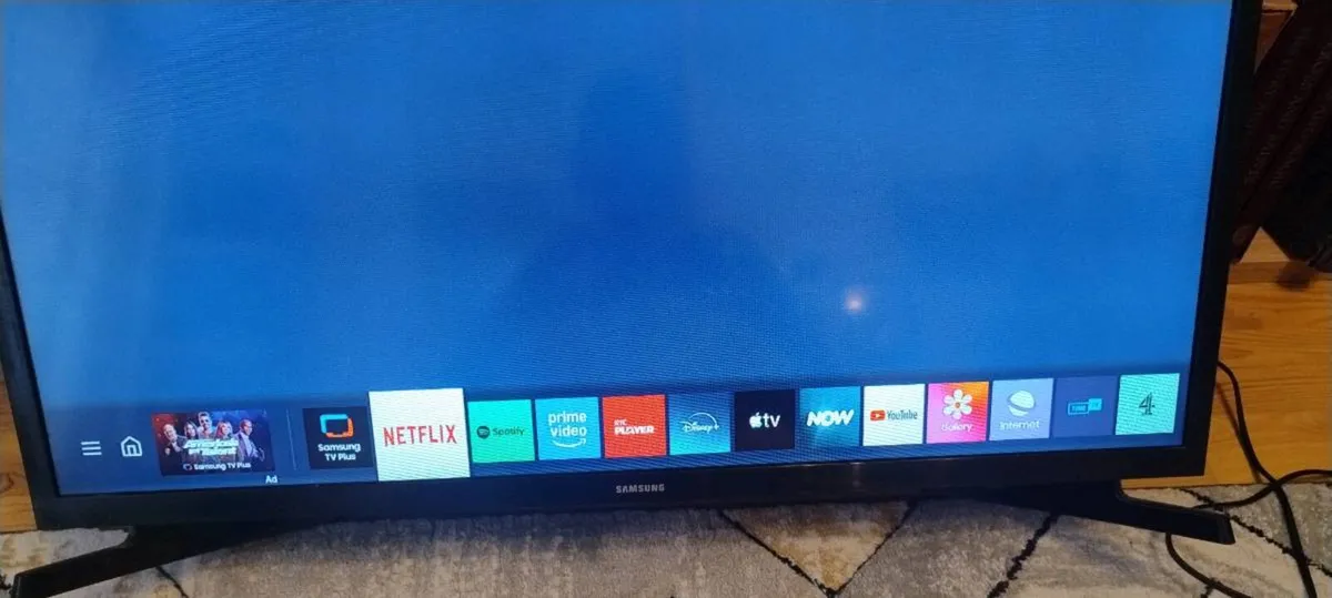 Samsung Smart TV - Image 2
