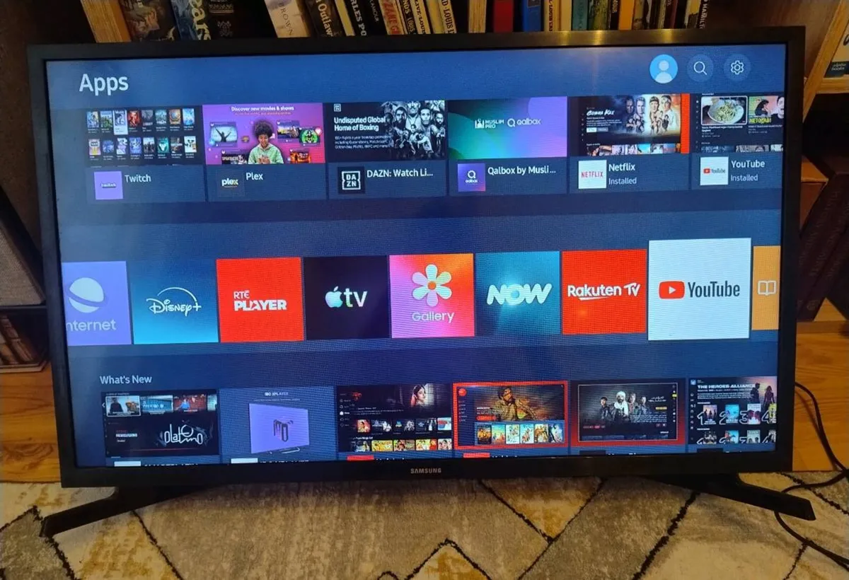 Samsung Smart TV - Image 3