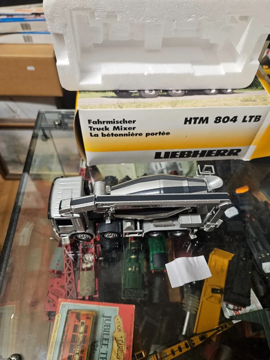 Corgi Conrad NZG Mercedes Cement Truck - Image 3