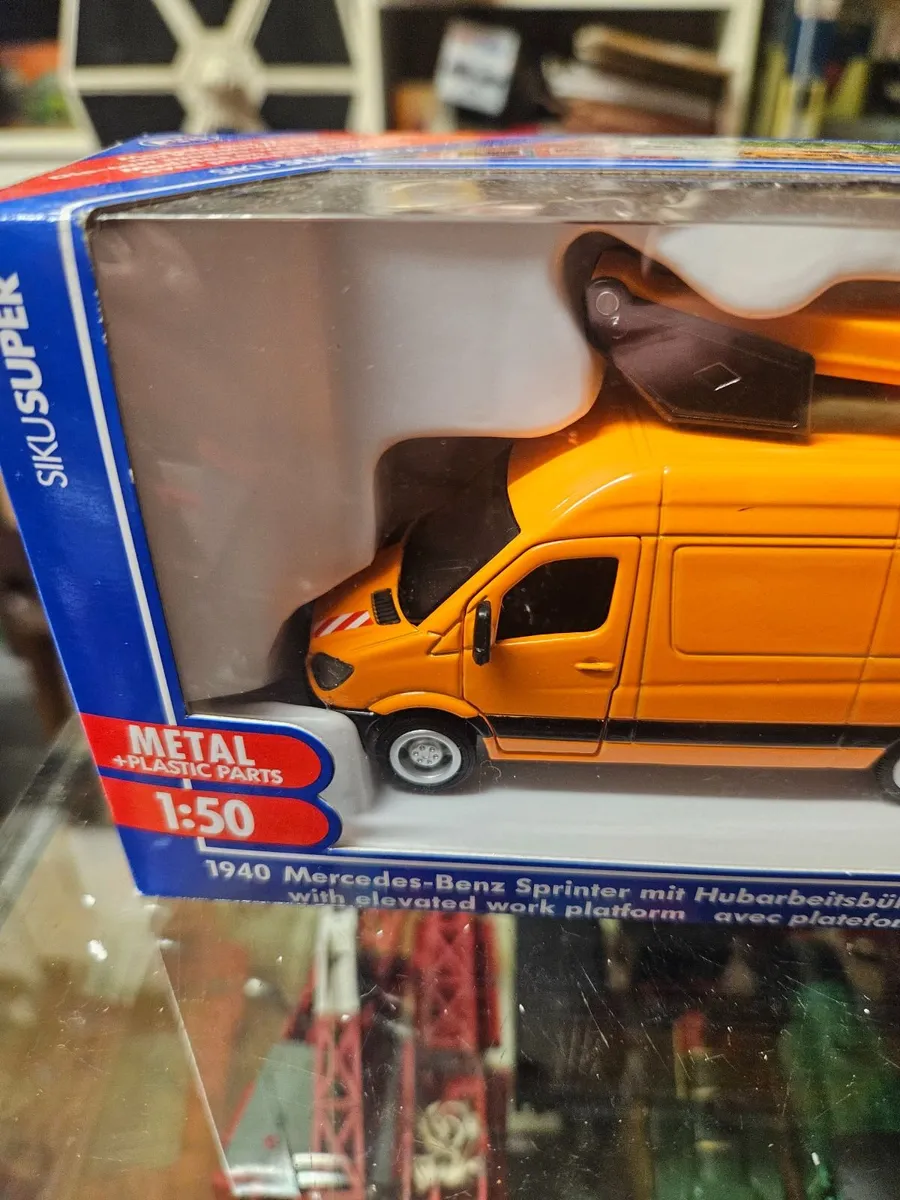 Corgi Siku Mercedes Sprinter with Platform - Image 4