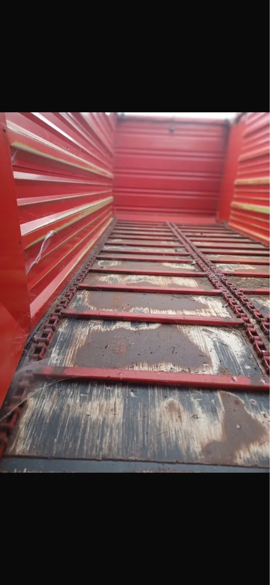 Silage waggon - Image 4