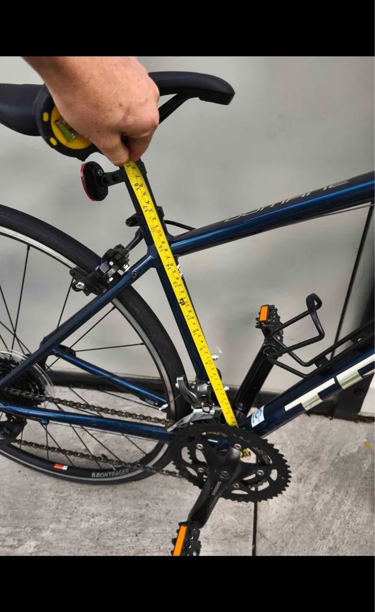 Trek Domane Roadbike Frame Size 47 - Image 3