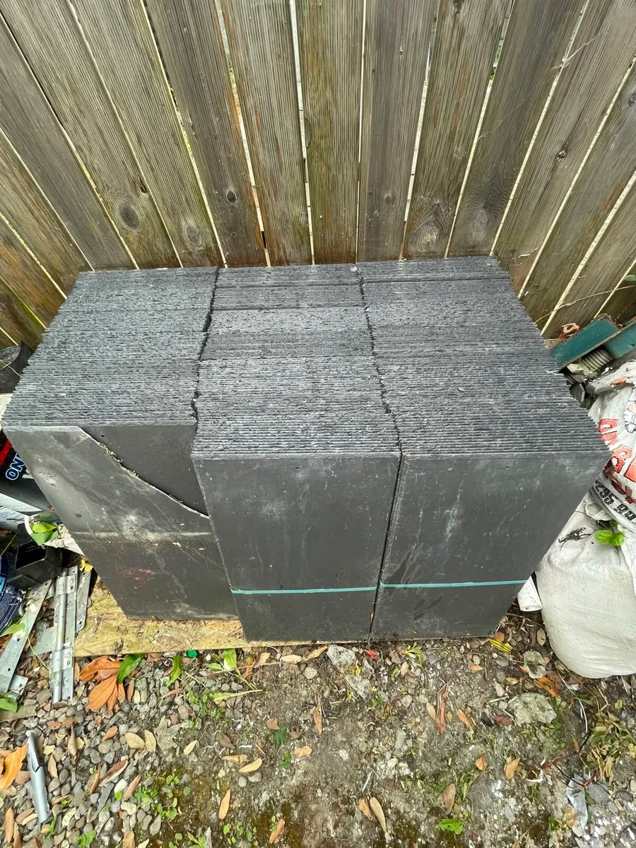 Roof slates - Image 2