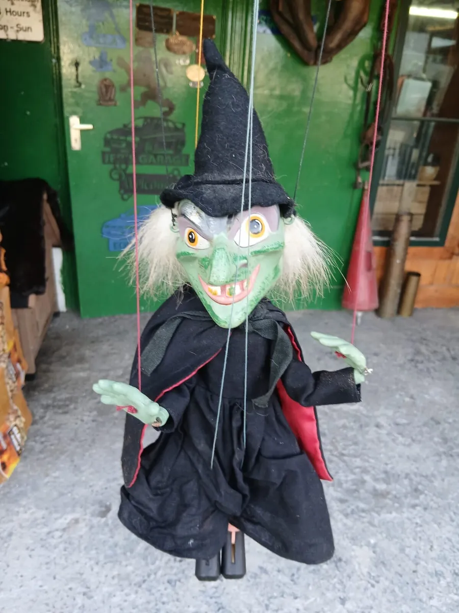 Vintage wicked witch  Pelham puppet - Image 1