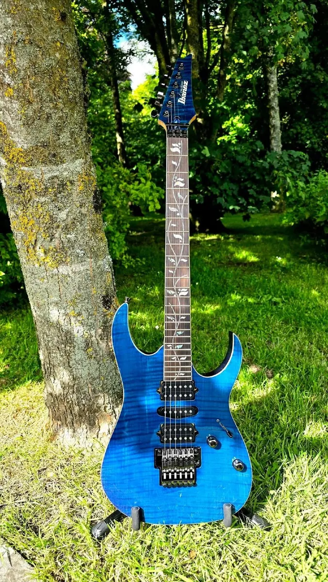IBANEZ J CUSTOM GUITAR - Image 2