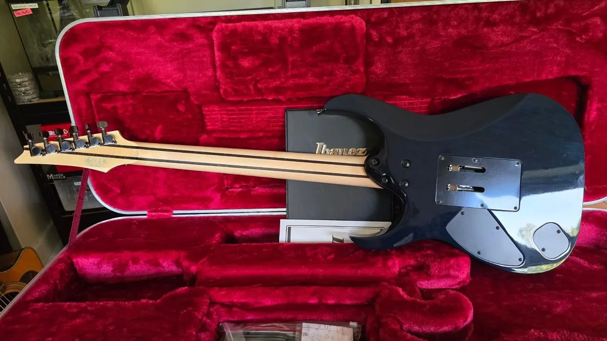 IBANEZ J CUSTOM GUITAR - Image 4