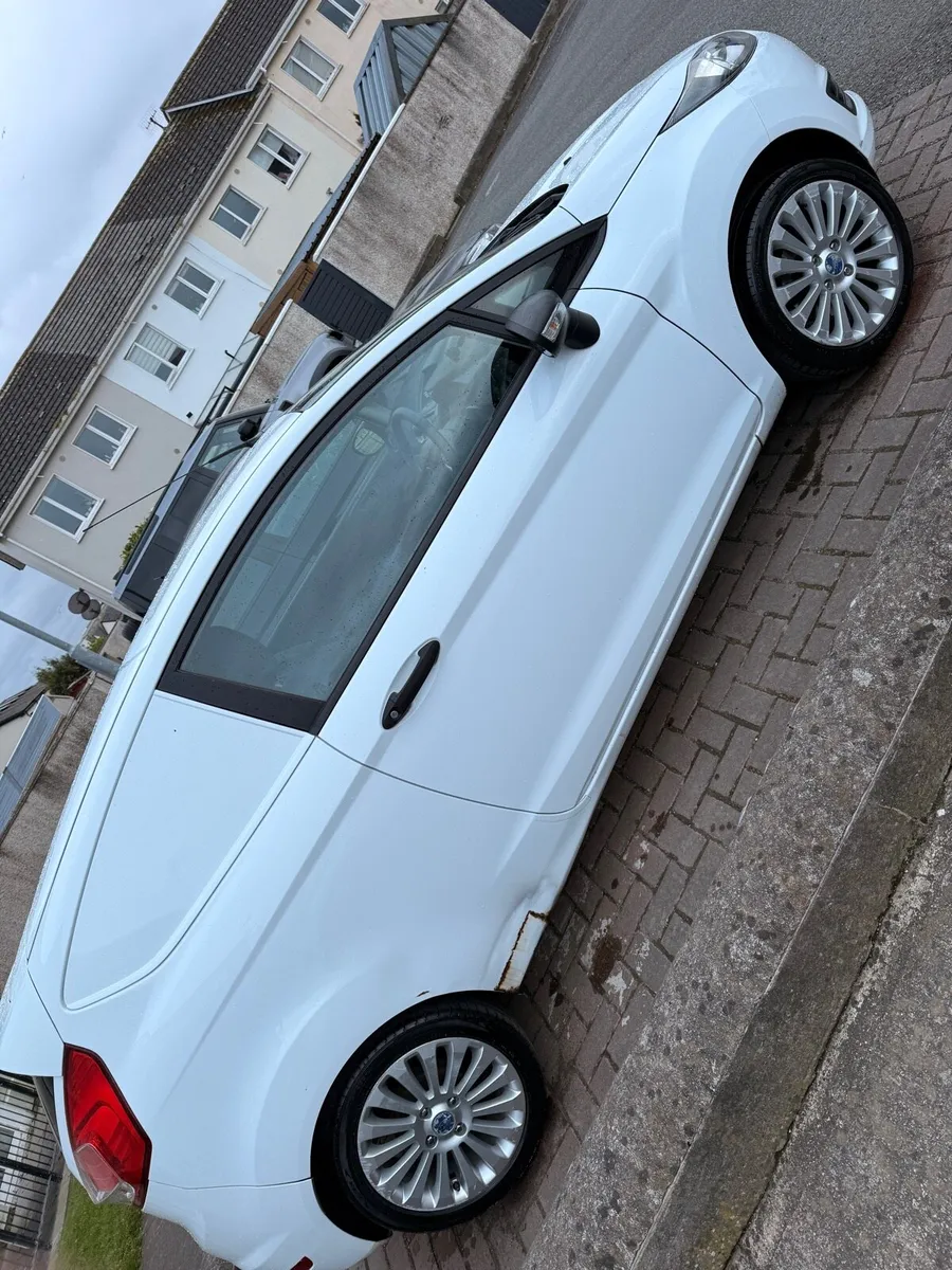 2014 ford fiesta van 1.5 tdci 75 ps - Image 3