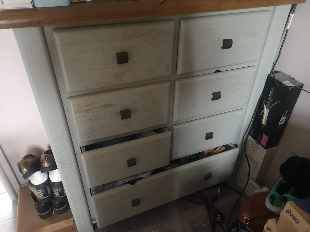 Super King Bed, 2 lockers, chest of drawers - Image 2