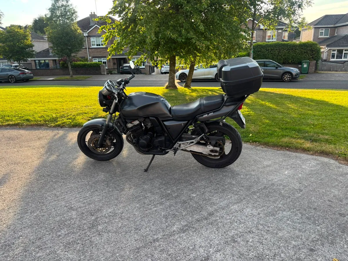 CB400 Super Four NC31 - Image 1