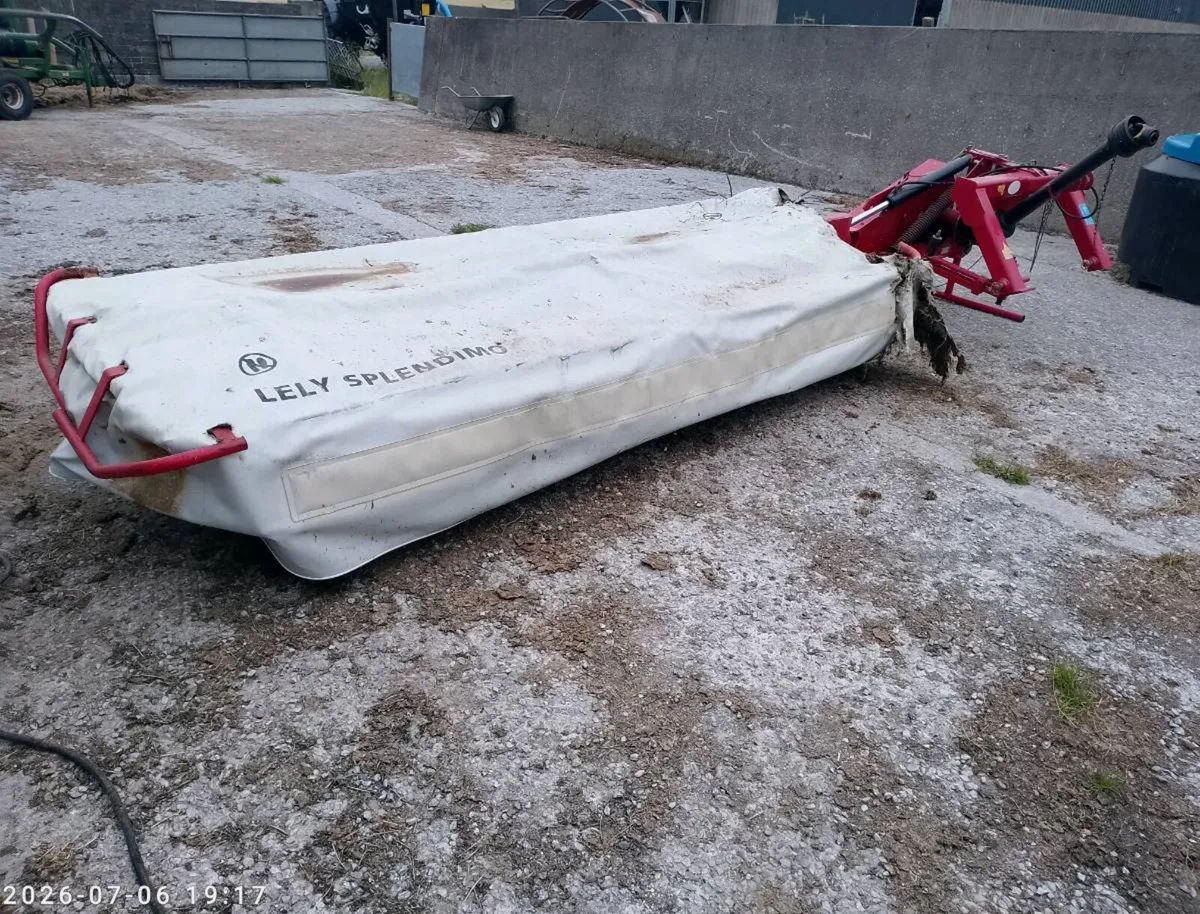 Square baler muck spreader mower lely 300 - Image 1