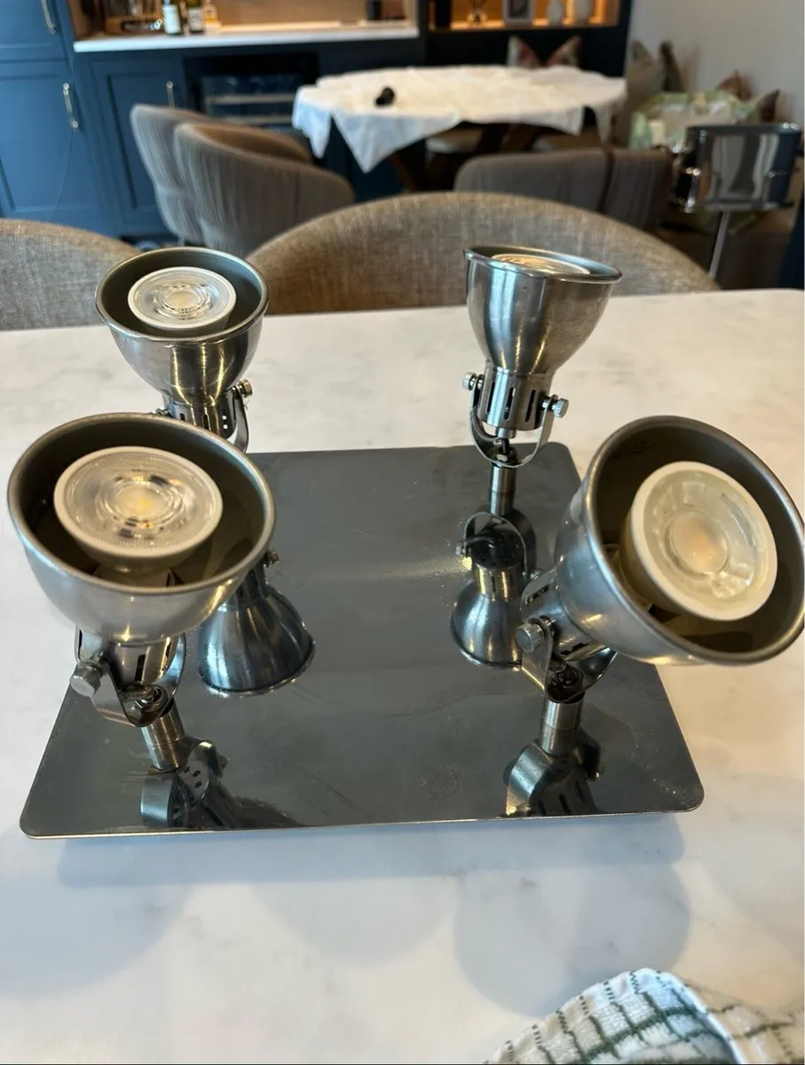 4 spot dimmable ceiling light - Image 2