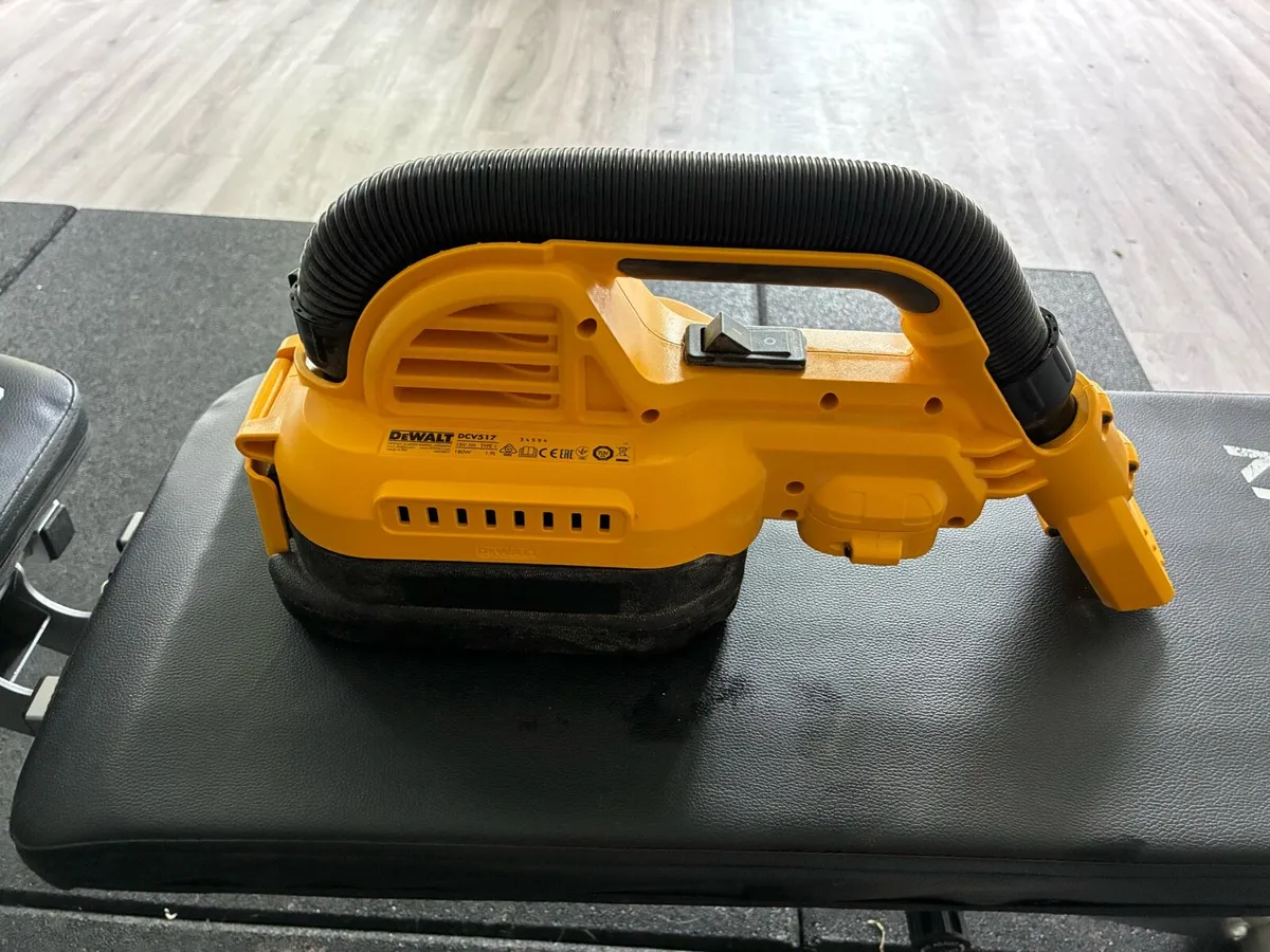 Dewalt vacuum DCV517 - Image 2