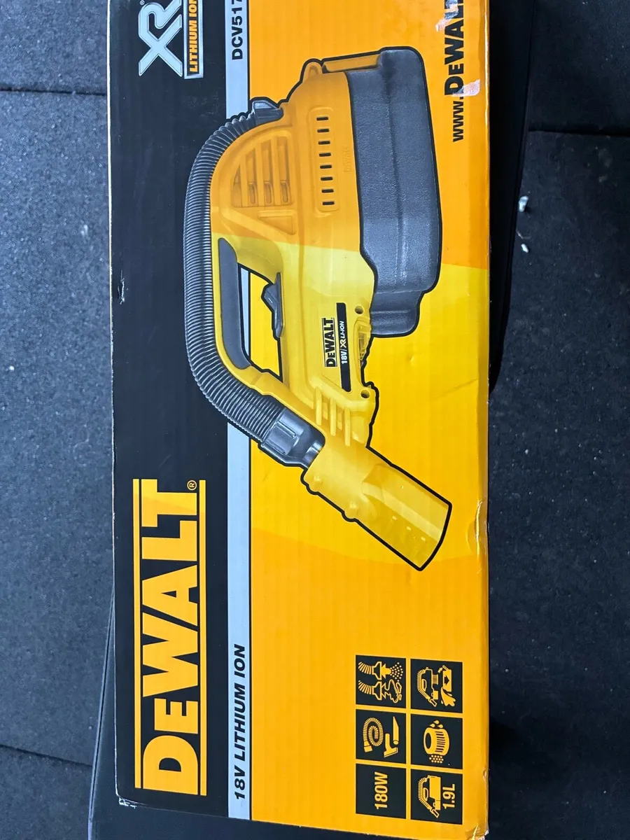 Dewalt vacuum DCV517 - Image 1