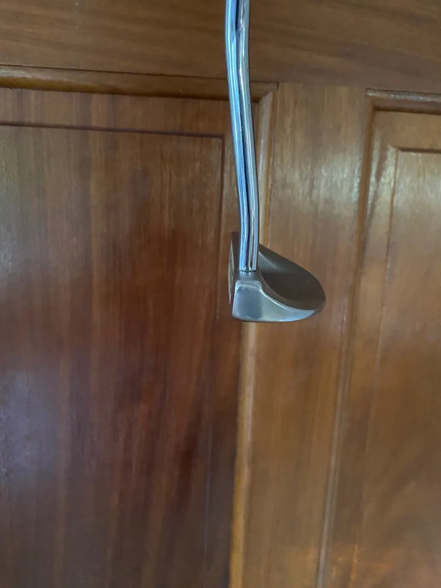 Ping Darby 1 35 inch putter immaculate Condition - Image 2