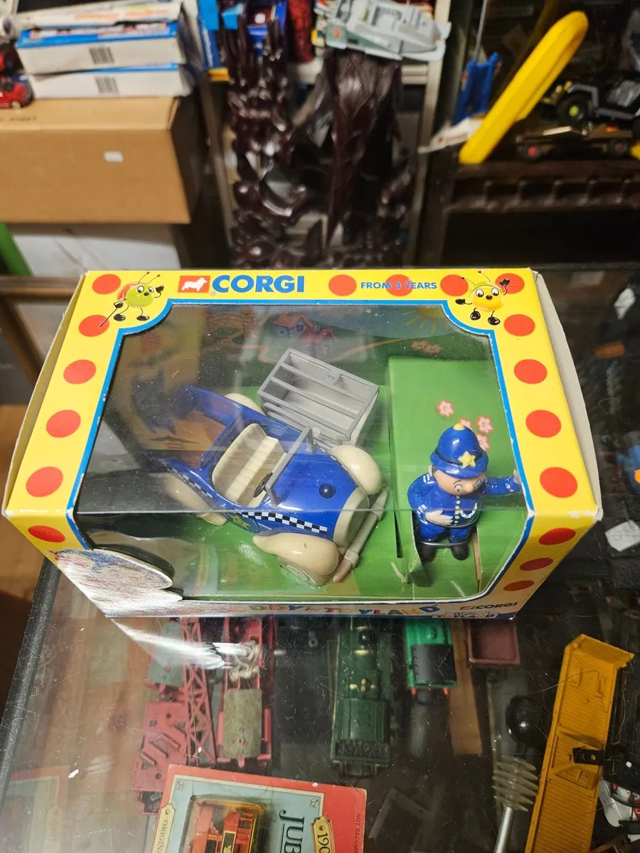 Corgi Noddy Police Car - Image 3