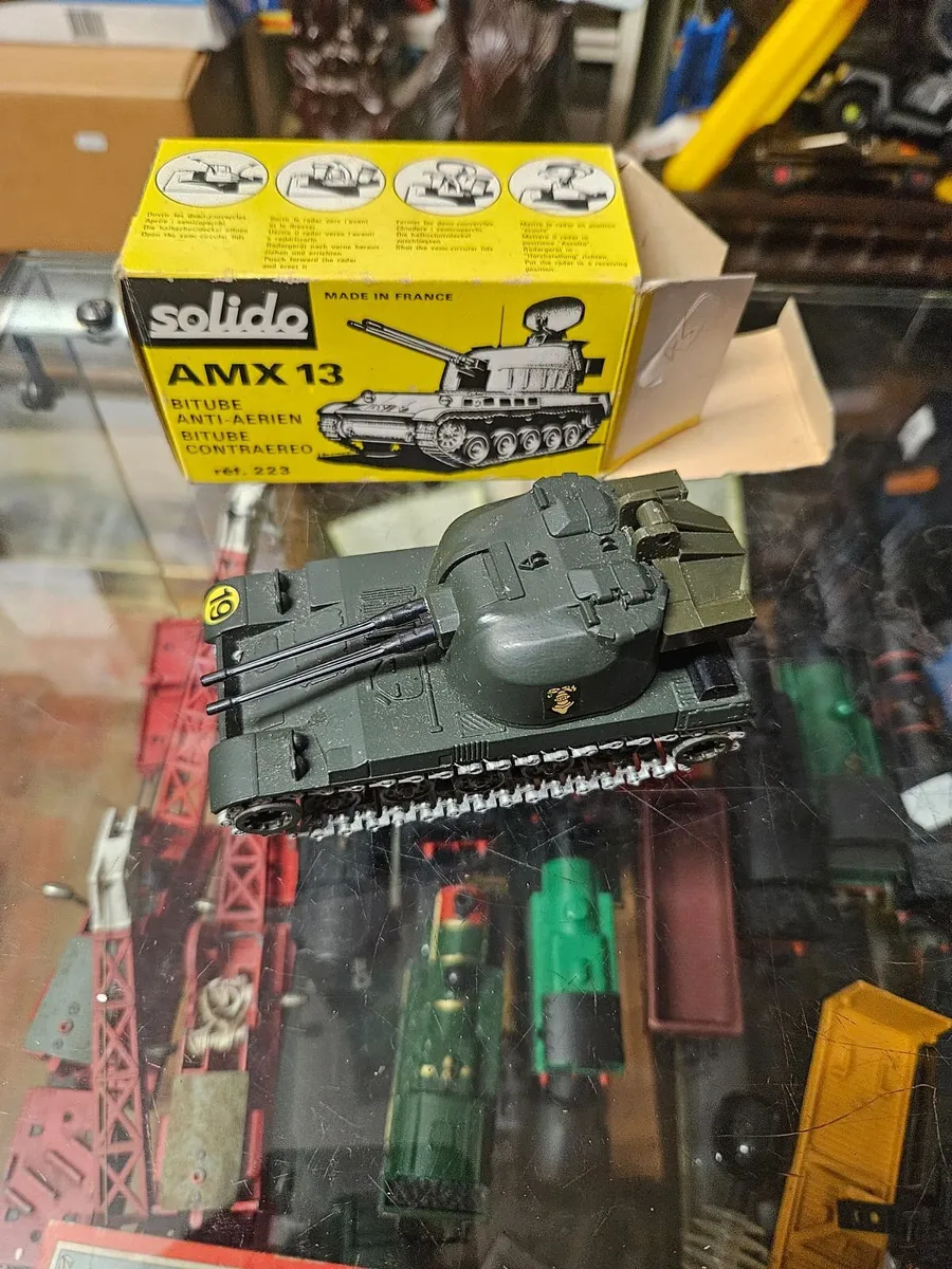 Corgi Solido German Anti Aircraft Tank - Image 1