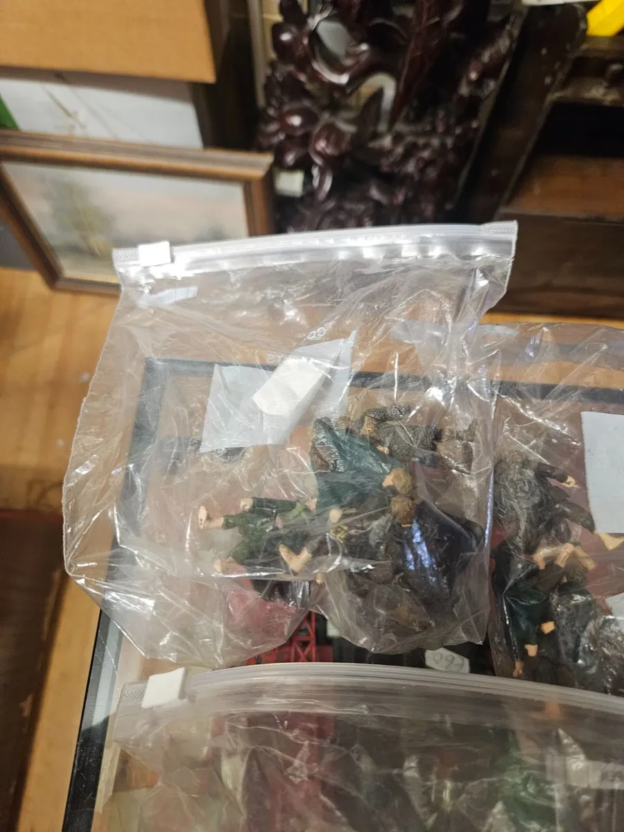 Lord of the Rings Figures - Image 4