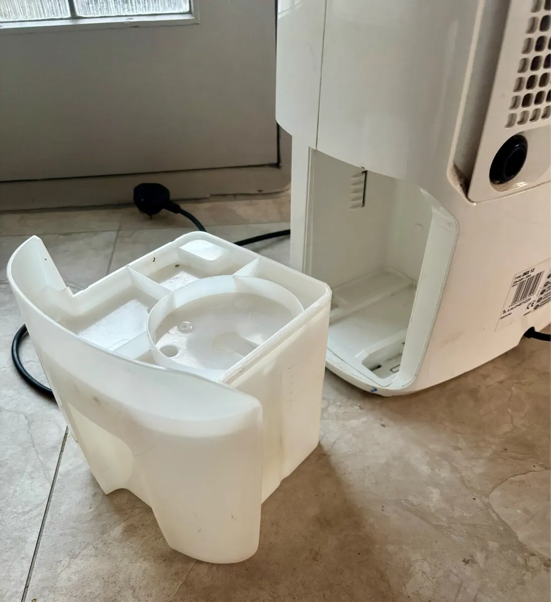 ** 💨💦Delonghi Dehumidifer ** - Image 4